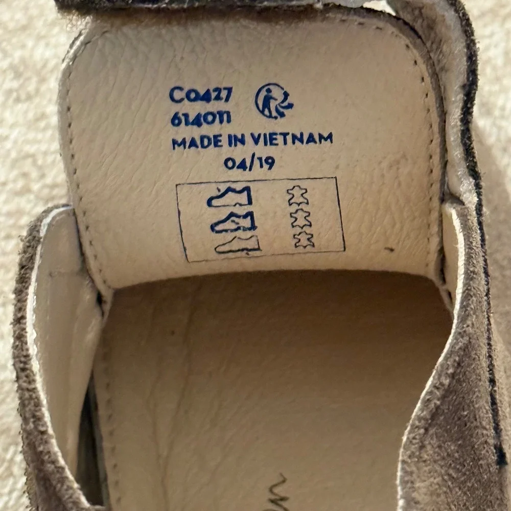 Boden baby suede